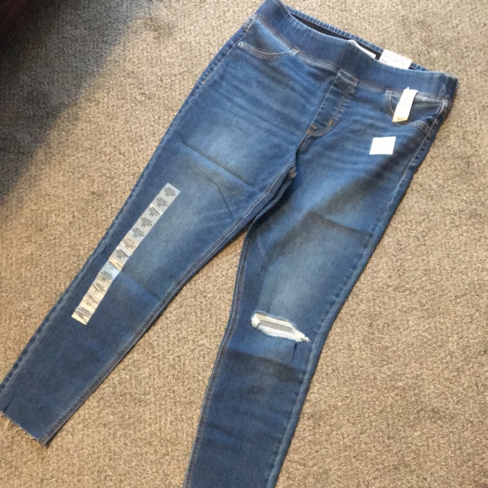 12 Rockstar Skinny Jeans